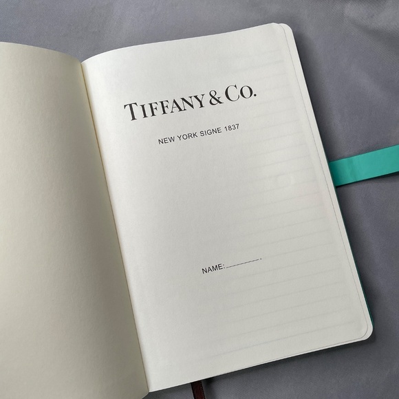 Tiffany VIP Notebook Journal with Magnetic Closure - Picture 5 of 11